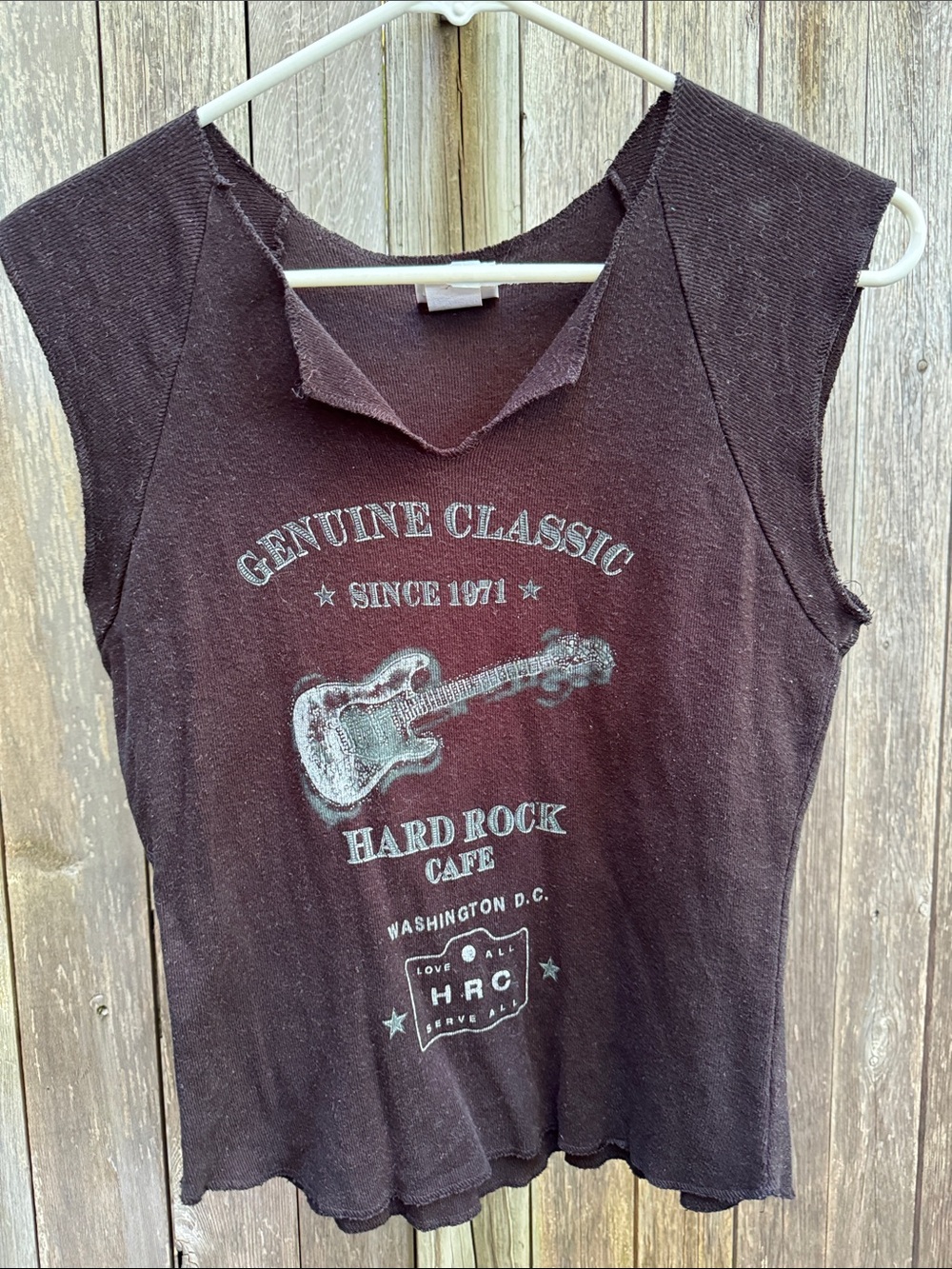 Hard Rock Cafe Black Tee with Grey & White Guitar Graphic since 1971